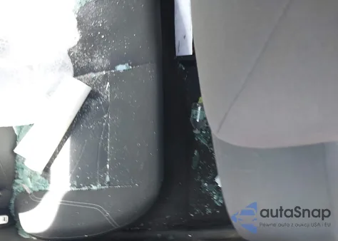 2015 Ford Fiesta Se z USA, uszkodzony, nr VIN 3FADP4BJ4FM211739